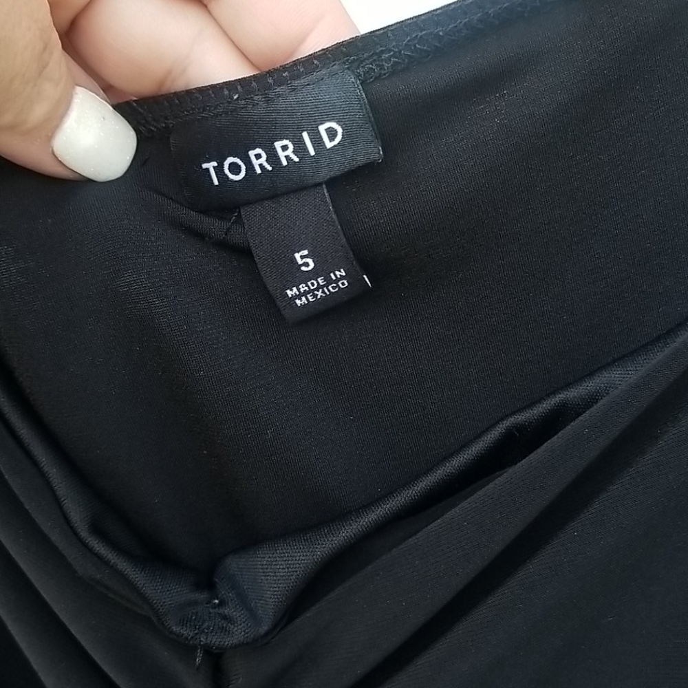 Torrid Cold Shoulder - image 4